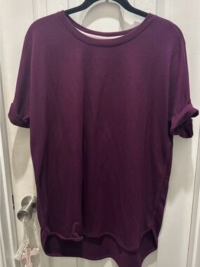 Wonderly Short Sleeve Tee in Plum
